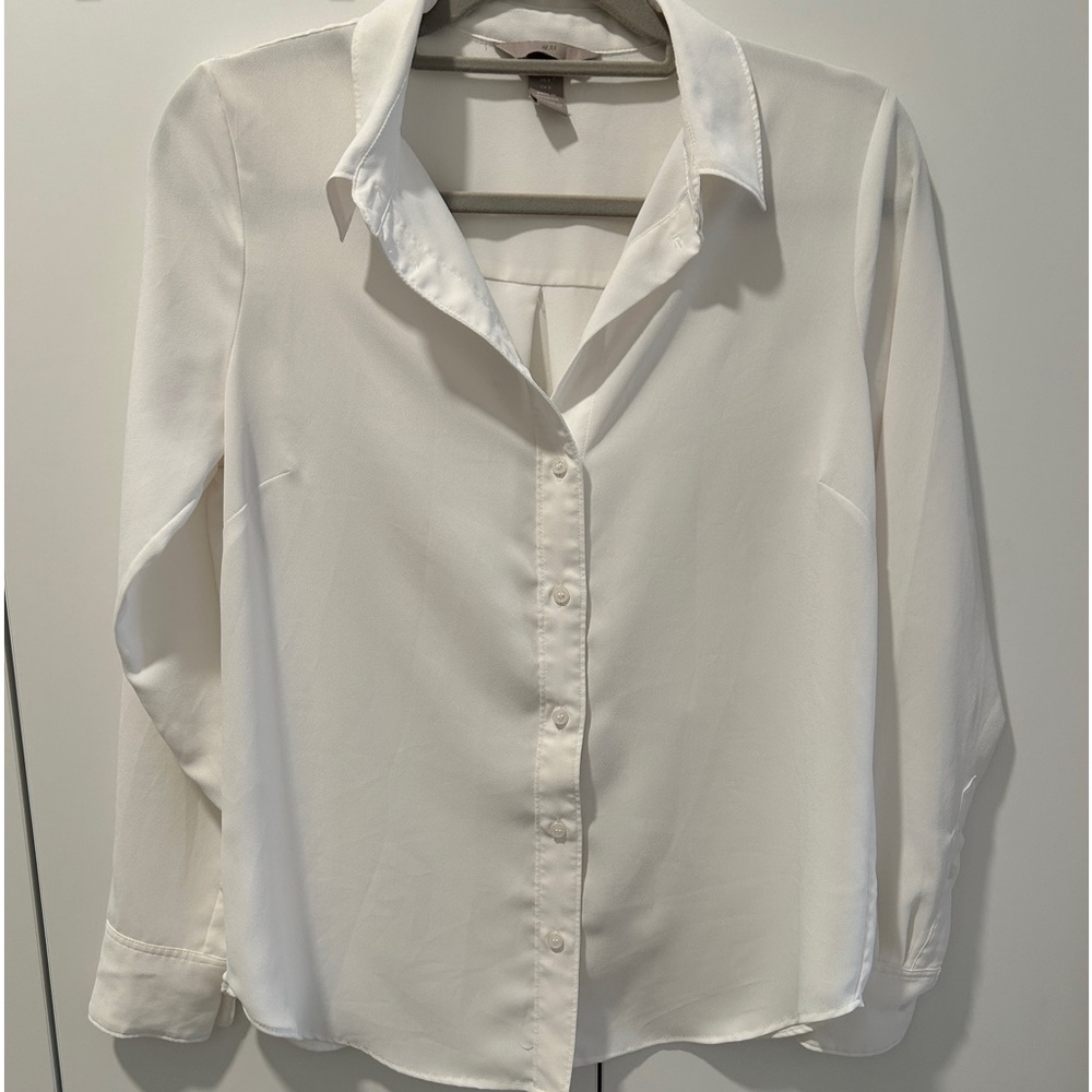 H & M off white button down blouse